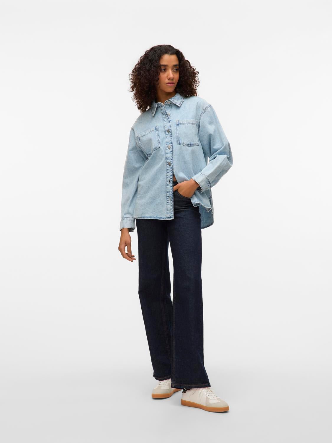 SNLENA Shacket - Light Blue Denim - VERO MODA & VILA Bergvik
